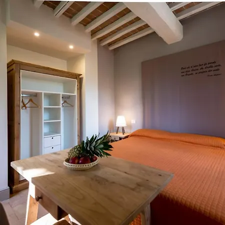 Villamena Country house *