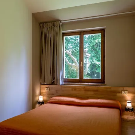 Villamena * أسيسي