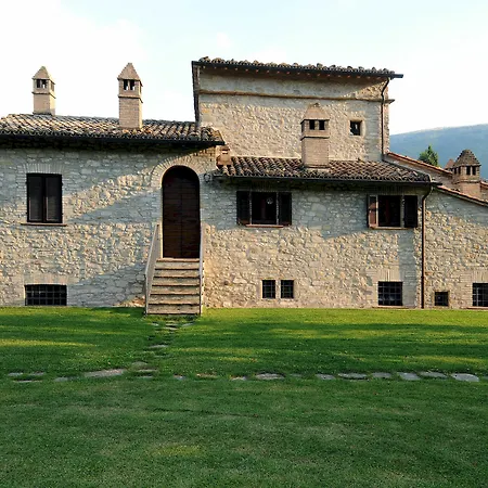 Villamena 컨트리하우스 *